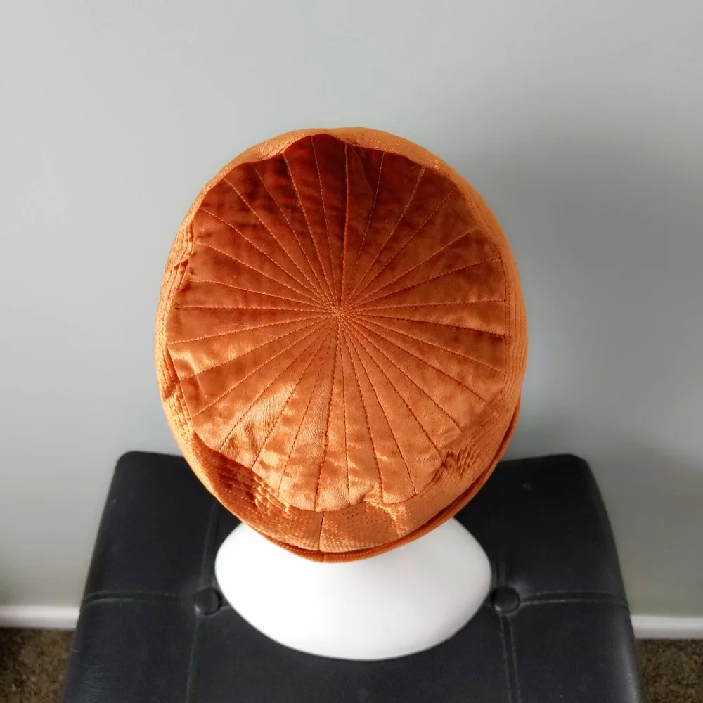Vtg 1960s Mr. John Jr Halle Brothers Pumpkin Orange Velvet Cloche Hat